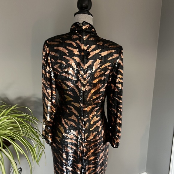 Mark & John after 5 sequin dress - Picture 7 of 7